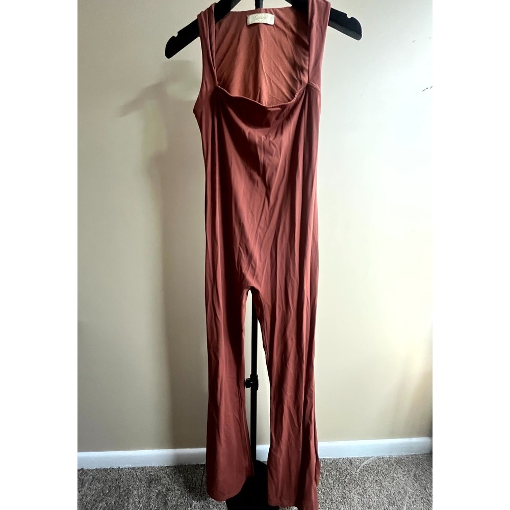 Qinsen Jumpsuit Womens Medium Rust Square Neck Sleeveless One Piece Flare Leg